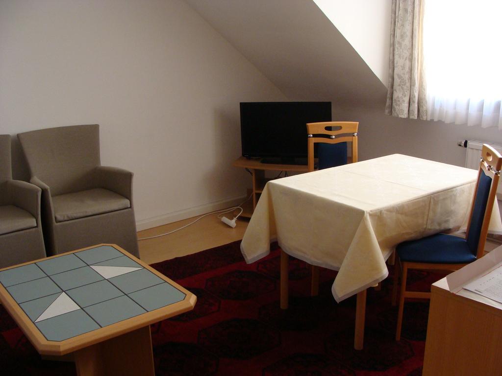 באדן-באדן Hotel Loehr מראה חיצוני תמונה