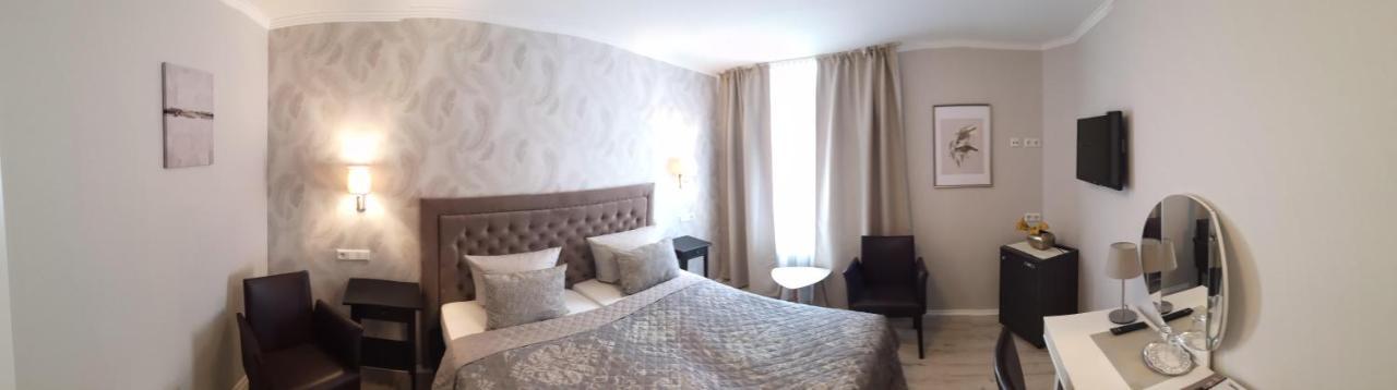 באדן-באדן Hotel Loehr מראה חיצוני תמונה