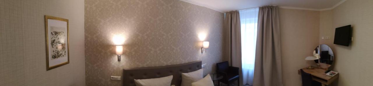 באדן-באדן Hotel Loehr מראה חיצוני תמונה
